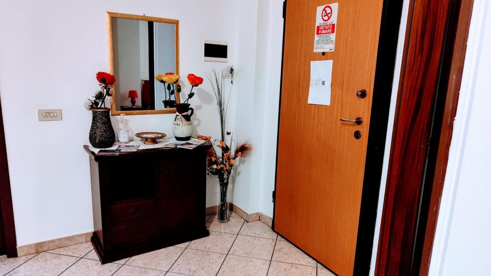 Apartamento La Casa Del Viale Solarino Exterior foto